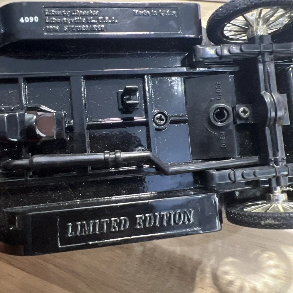 Liberty classic spec die cast coin bank 1916